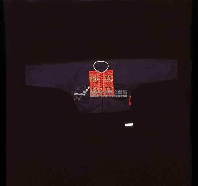 排灣族人形圖紋黑色上衣藏品圖，第1張