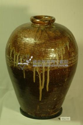 醬褐釉拍打印紋窄口豐肩式陶甕藏品圖，第1張