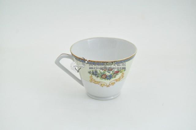 醬口五彩貼花折枝花卉紋咖啡杯藏品圖，第1張