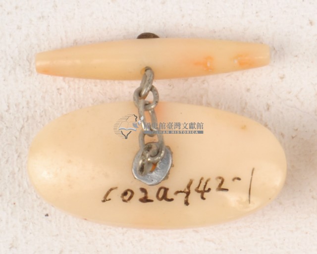 象牙袖扣組藏品圖，第1張
