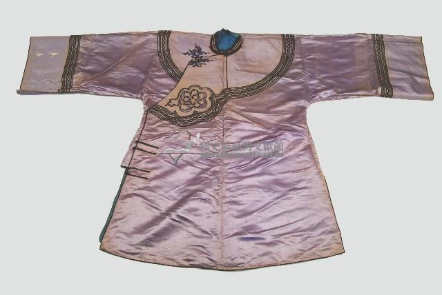 淡紫色線紋長袖上衣藏品圖，第1張