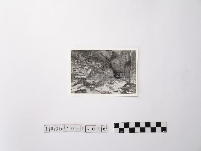 黃則修攝野柳地景後街的峭壁藏品圖，第1張