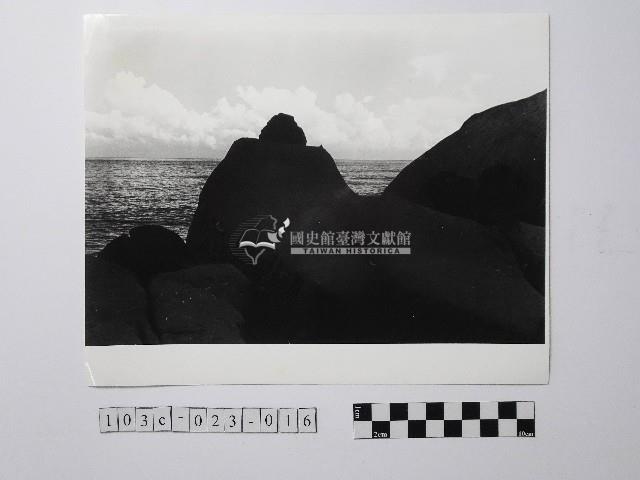 黃則修攝野柳地景燭臺石藏品圖，第1張