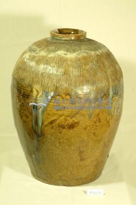 褐綠直條篦紋窄口豐肩式陶甕藏品圖，第1張
