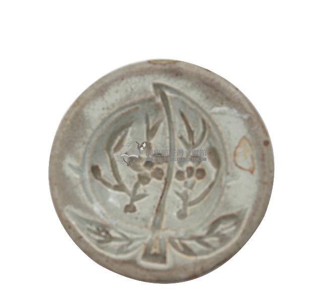 白釉陶製仙桃紋製粿模具藏品圖，第1張