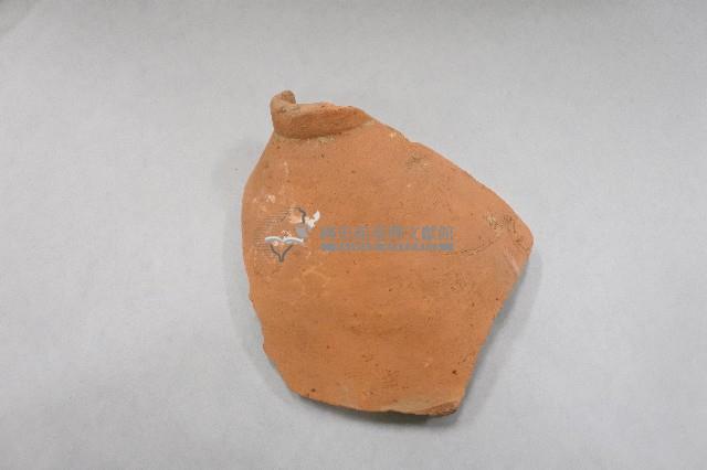 紅陶水罐口部殘片藏品圖，第1張