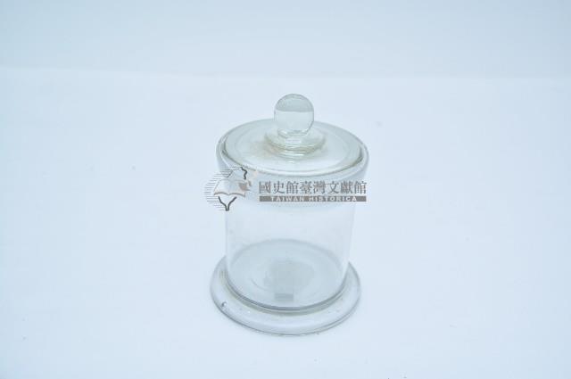 園鈕帶蓋透明玻璃矮罐藏品圖，第1張