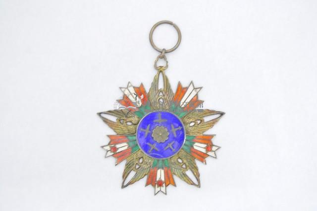 空軍復興榮譽一等勳章藏品圖，第1張