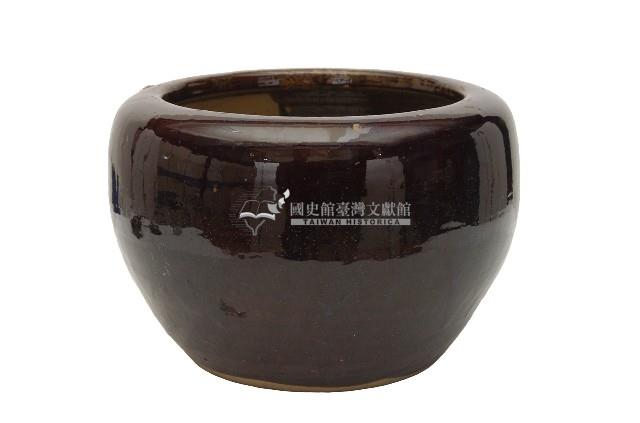 陶製公館火爐藏品圖，第1張