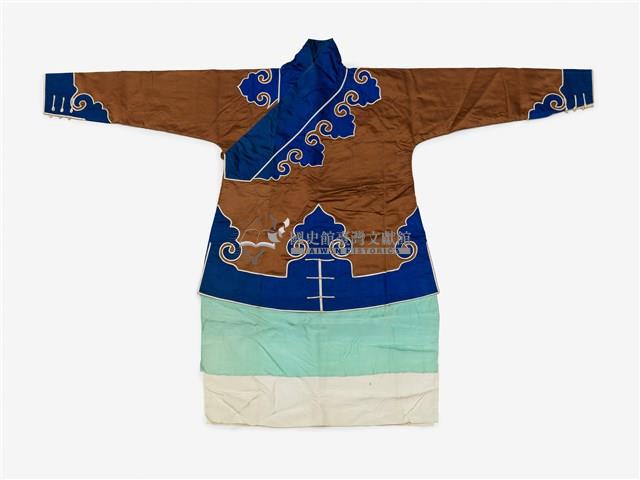 咖啡色滾藍邊戲服藏品圖，第1張