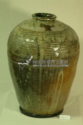 印款乳濁色棕褐釉拍打印紋窄口豐肩式陶甕藏品圖，第1張