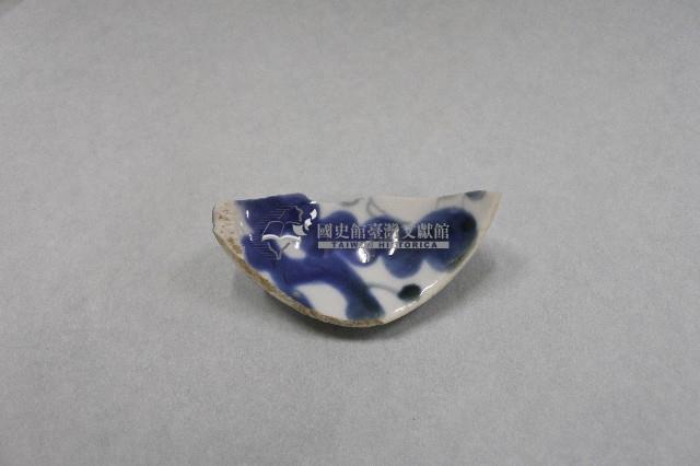 青花寫意龍紋碗殘片藏品圖，第1張