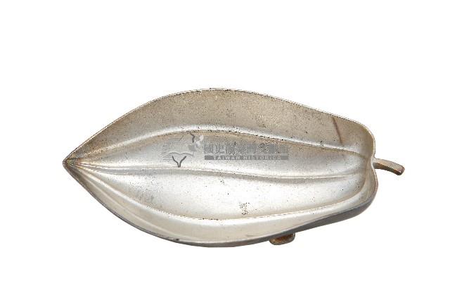 錦綾堂款銀製木瓜形皿藏品圖，第1張