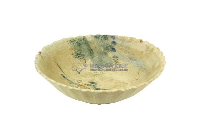 青花葵花口蓮瓣型大碗藏品圖，第1張