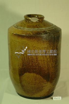 帶款紅棕色窯變窄口直壁式陶甕藏品圖，第1張