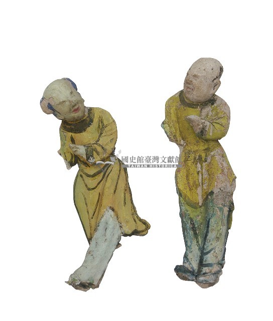 黃衣泥塑人一對藏品圖，第1張