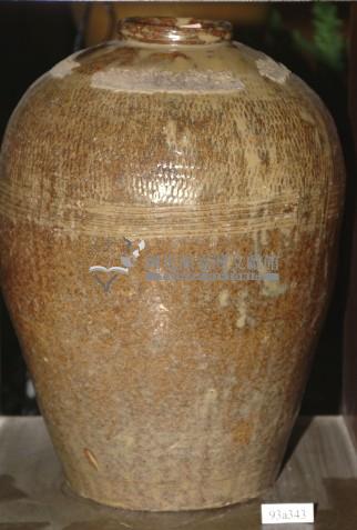 棕褐釉拍打印紋窄口豐肩式陶甕藏品圖，第1張