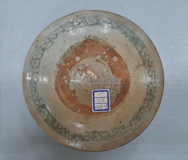 青花網狀印紋小型盤藏品圖，第1張