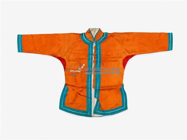 紅色上衣中間開襟戲服藏品圖，第1張