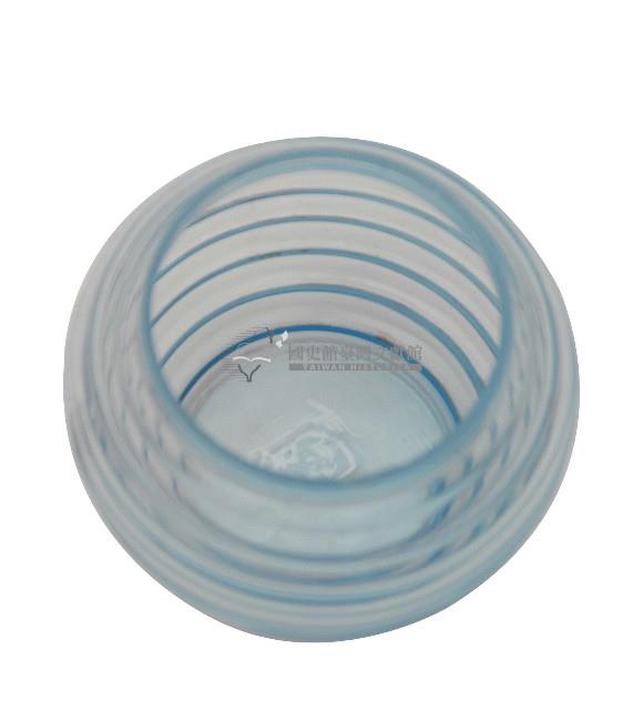 淡藍色玻璃小罐藏品圖，第1張