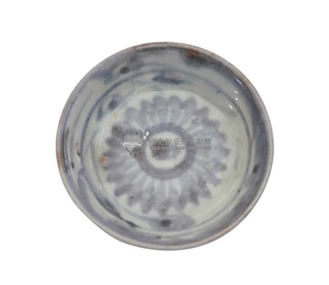 青花寫意菊花紋墩式碗藏品圖，第1張