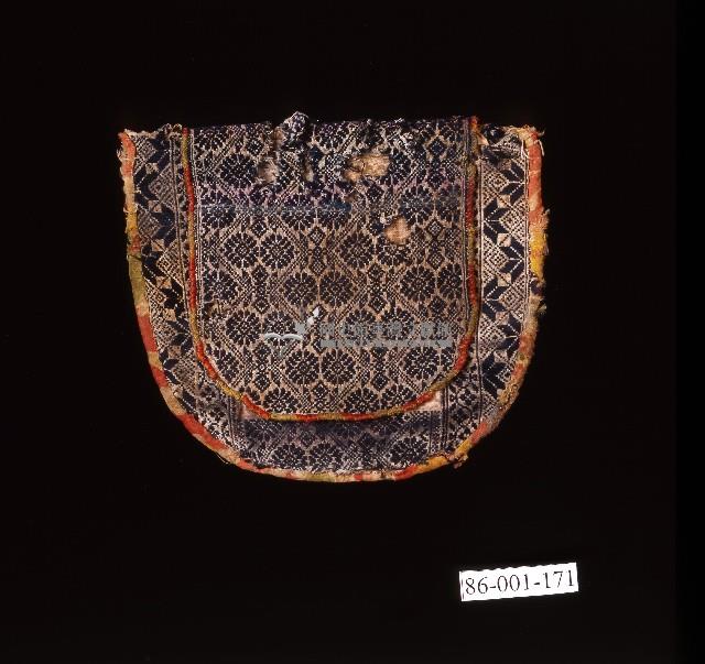 排灣族花卉紋刺繡袋藏品圖，第1張