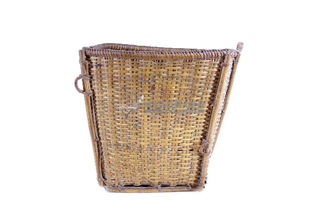 卑南族置物用編器藏品圖，第1張