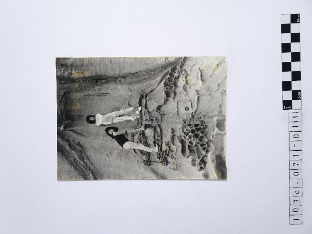 黃則修攝女藝人凌波、鄭慶寧藏品圖，第1張