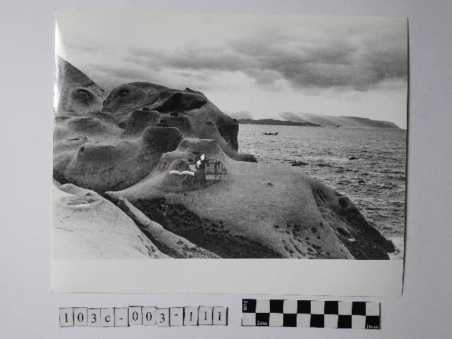 黃則修攝野柳地景燭臺石藏品圖，第1張