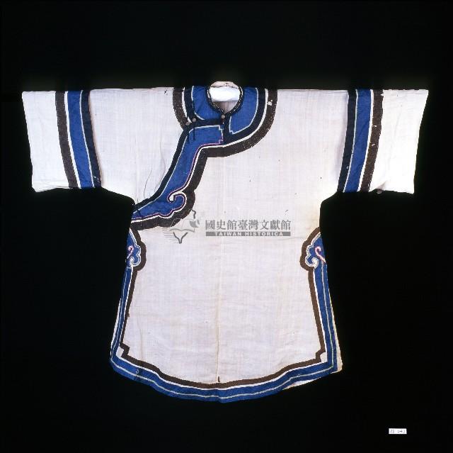 刺繡提花大襟衫藏品圖，第1張