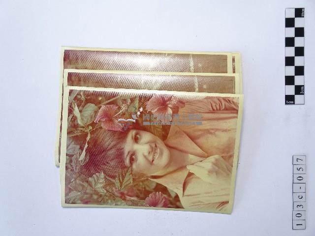 黃則修攝外國女子及湖泊風情系列照片藏品圖，第1張