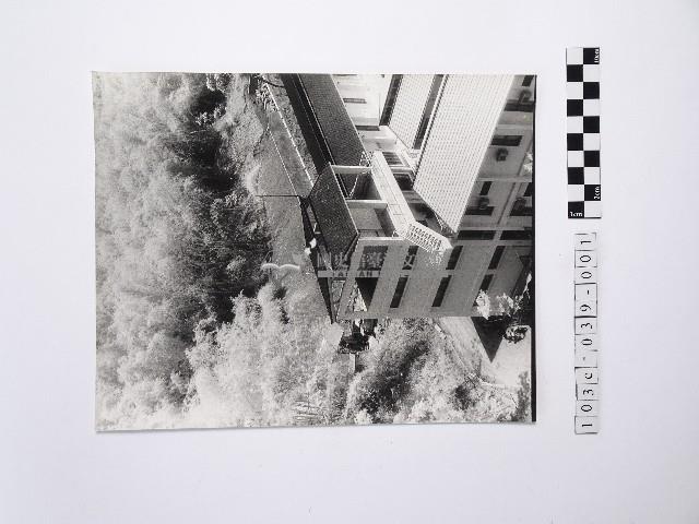 黃則修攝建築物藏品圖，第1張