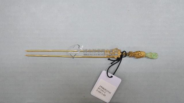 清代花苞鑲玉髮釵藏品圖，第1張