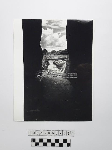 黃則修攝野柳地景藏品圖，第1張