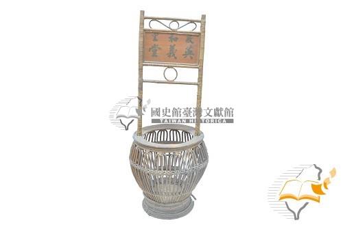 敦和里英義堂金獅陣鼓架藏品圖，第1張