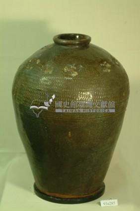 綠褐釉拍打印紋窄口豐肩式陶甕藏品圖，第1張