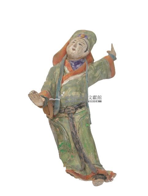 帶帽綠衣男性交趾陶藏品圖，第1張