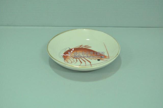 金邊白地彩繪蝦紋瓷碟藏品圖，第1張
