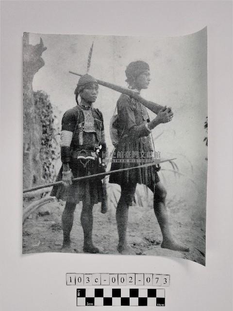 黃則修攝原住民合影照藏品圖，第1張