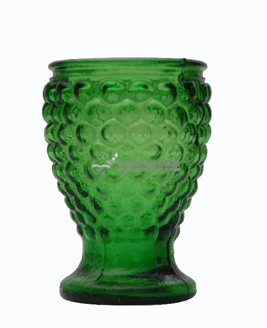 綠色圓形稜狀浮雕玻璃杯藏品圖，第1張