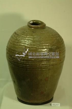 綠褐釉拍打印紋窄口豐肩式陶甕藏品圖，第1張