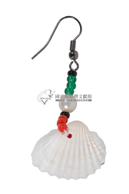 布農族女耳飾藏品圖，第1張