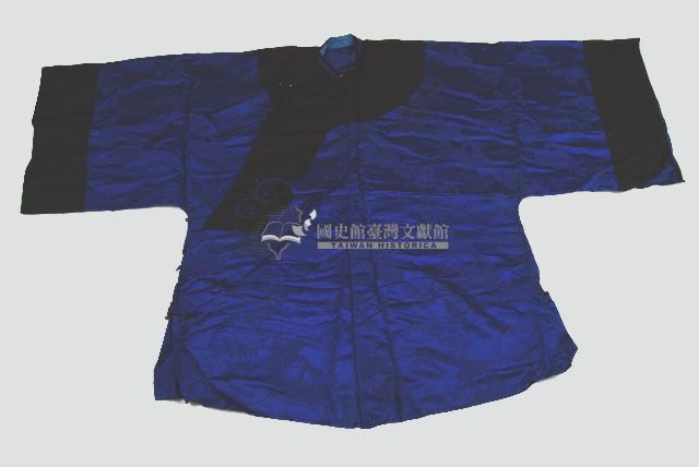 藍色緞面長袖上衣藏品圖，第1張
