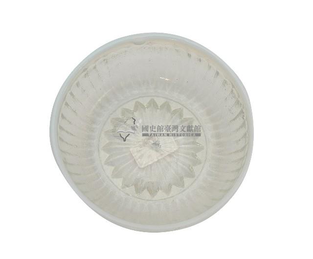 乳白色蓮瓣紋玻璃洗藏品圖，第1張