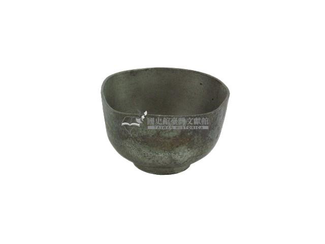 香園閣四委角口深腹銀碗藏品圖，第1張