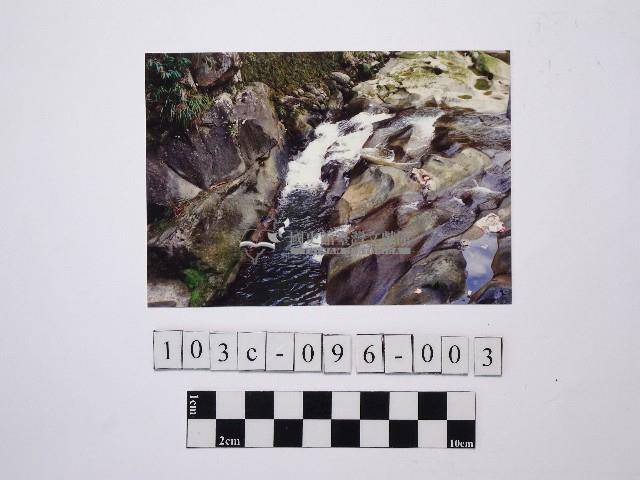 黃則修攝溪流藏品圖，第1張