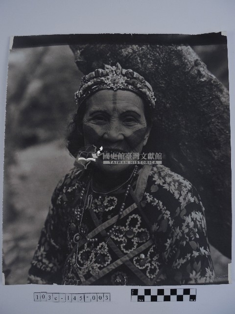 原住民黥面女長者藏品圖，第1張