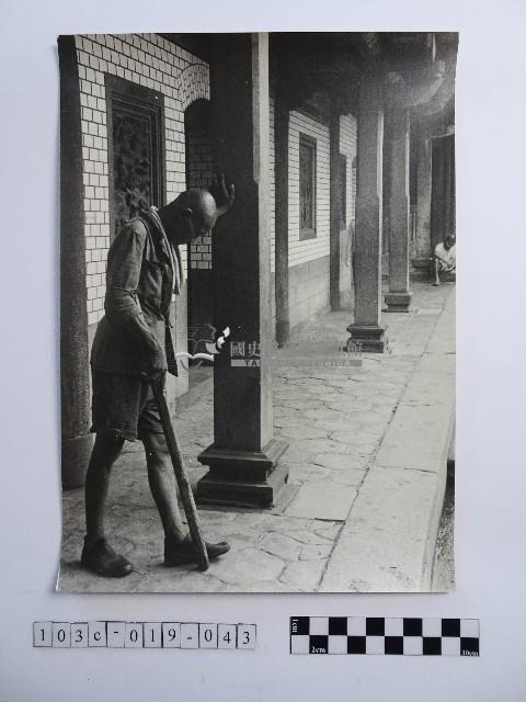 黃則修攝長者藏品圖，第1張