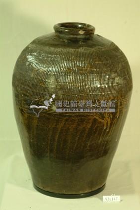 帶款黑褐釉拍打印紋窄口豐肩式陶甕藏品圖，第1張