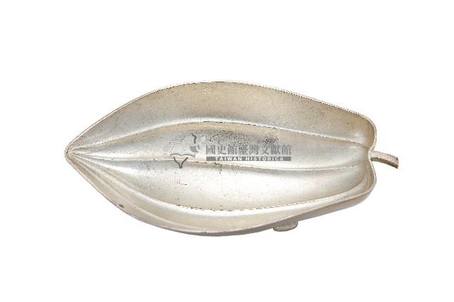 錦綾堂款銀製木瓜形皿藏品圖，第1張